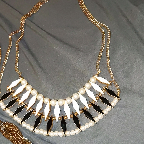 Statement Necklaces - Picture 2 of 4